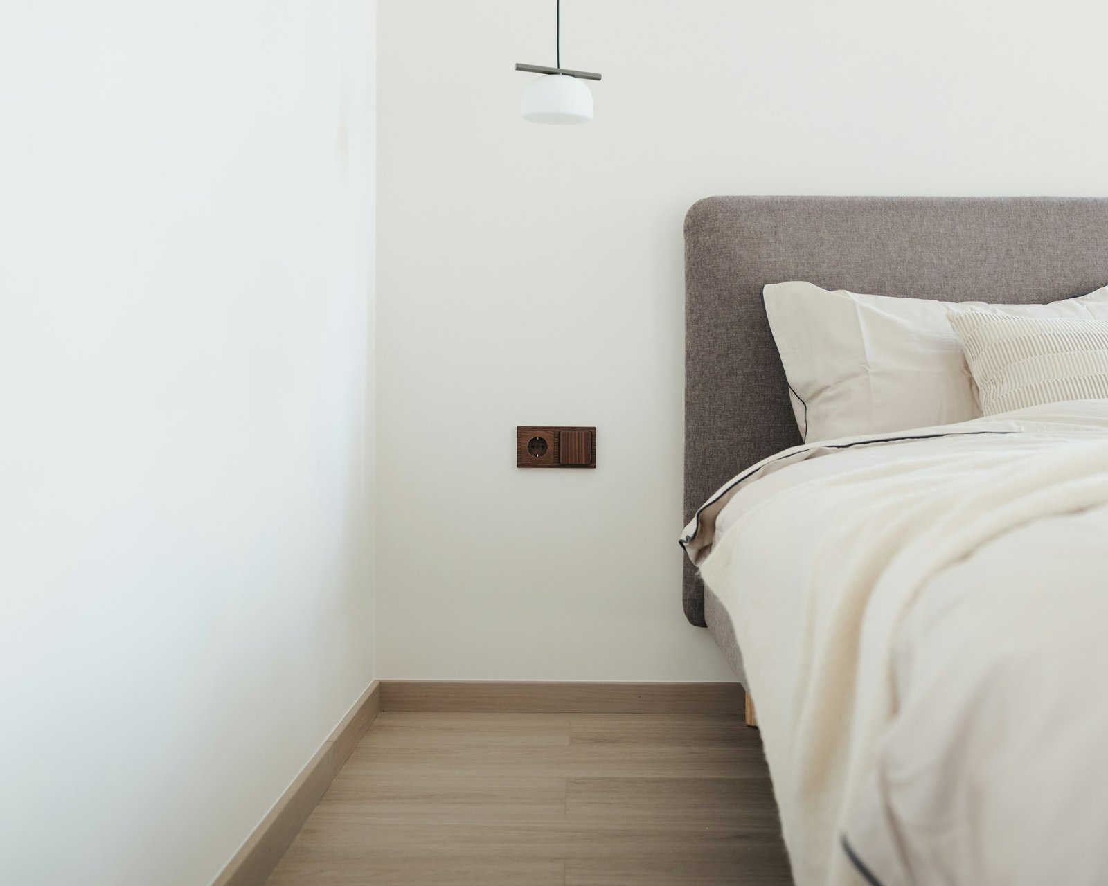 Lichtschalter an der Wand